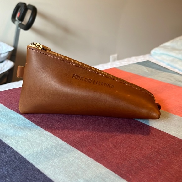 Portland Leather Handbags - Portland Leather Genuine Leather Alpine Pouch in Brownie
